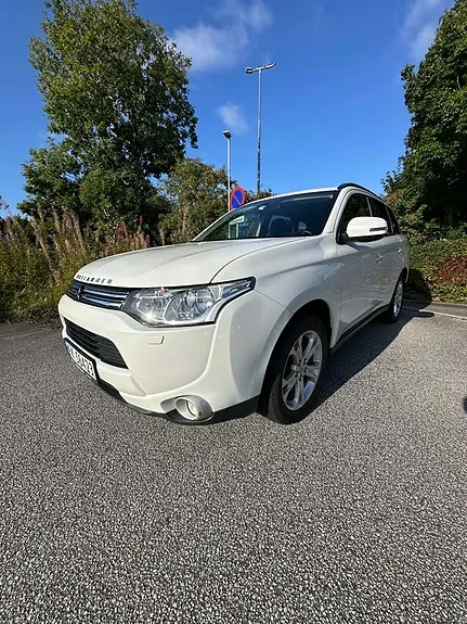 Mitsubishi Outlander 2013 photo 3