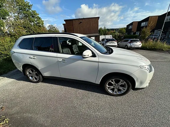 Mitsubishi Outlander 2013 photo 5