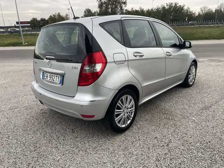 Mercedes-Benz A 180 Cdi Executive 2011 photo 4