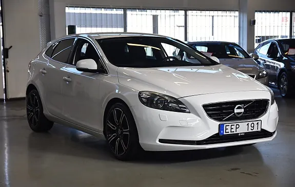 Volvo V40 2014 photo 2