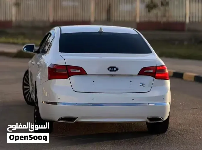 Kia Cadenza 2012 photo 4