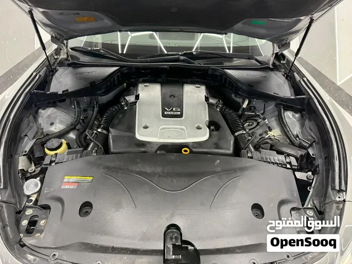 Infiniti Q70 2015 photo 4