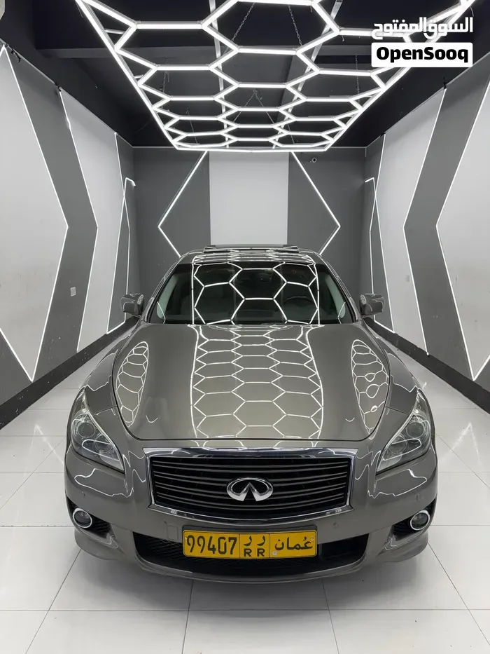 Infiniti Q70 2015 photo 2