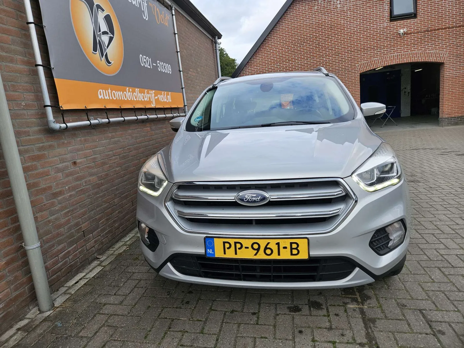 Ford Kuga 2017 photo 2