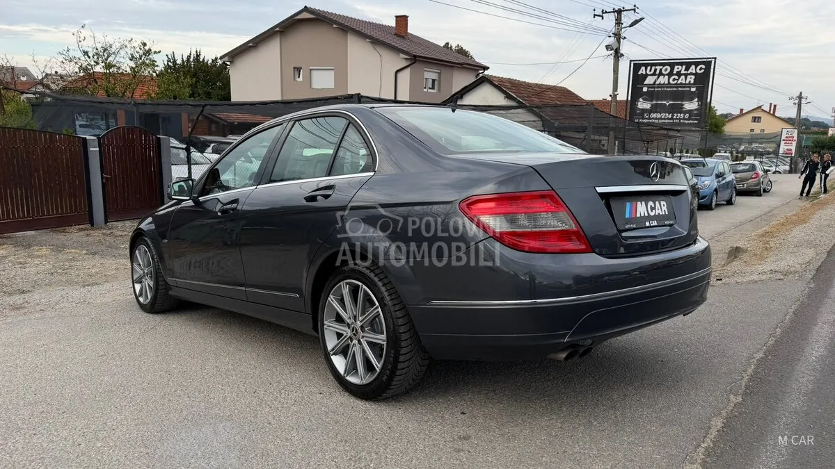 Mercedes-Benz C 200 2010 photo 4