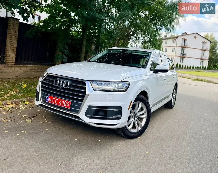 Audi Q7 2018 photo 2