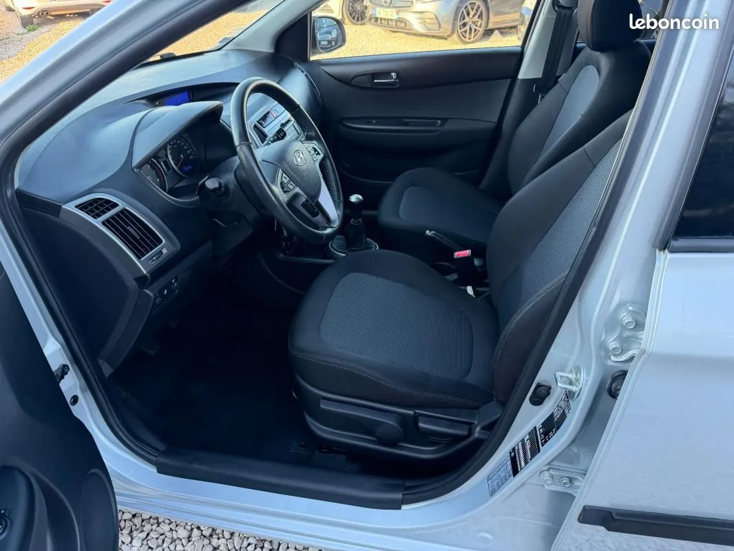 Hyundai I20 2014 photo 5