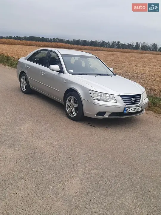 Hyundai Sonata