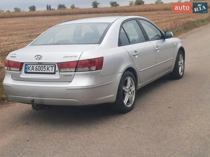 Hyundai Sonata 2008 photo 4