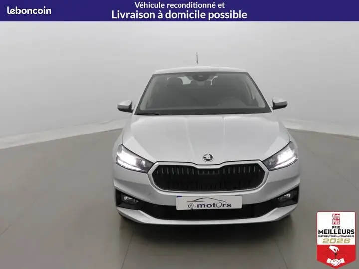 Skoda Fabia 2023 photo 2