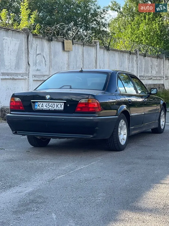 BMW 7 Series 2001 photo 5
