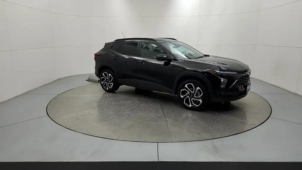 Chevrolet Trax 2024 photo 2