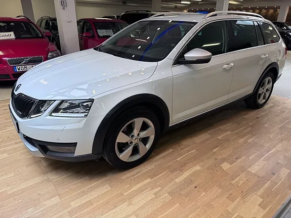 Skoda Octavia Scout 2020 photo 2