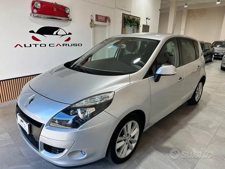 Renault Scenic 2010 photo 5