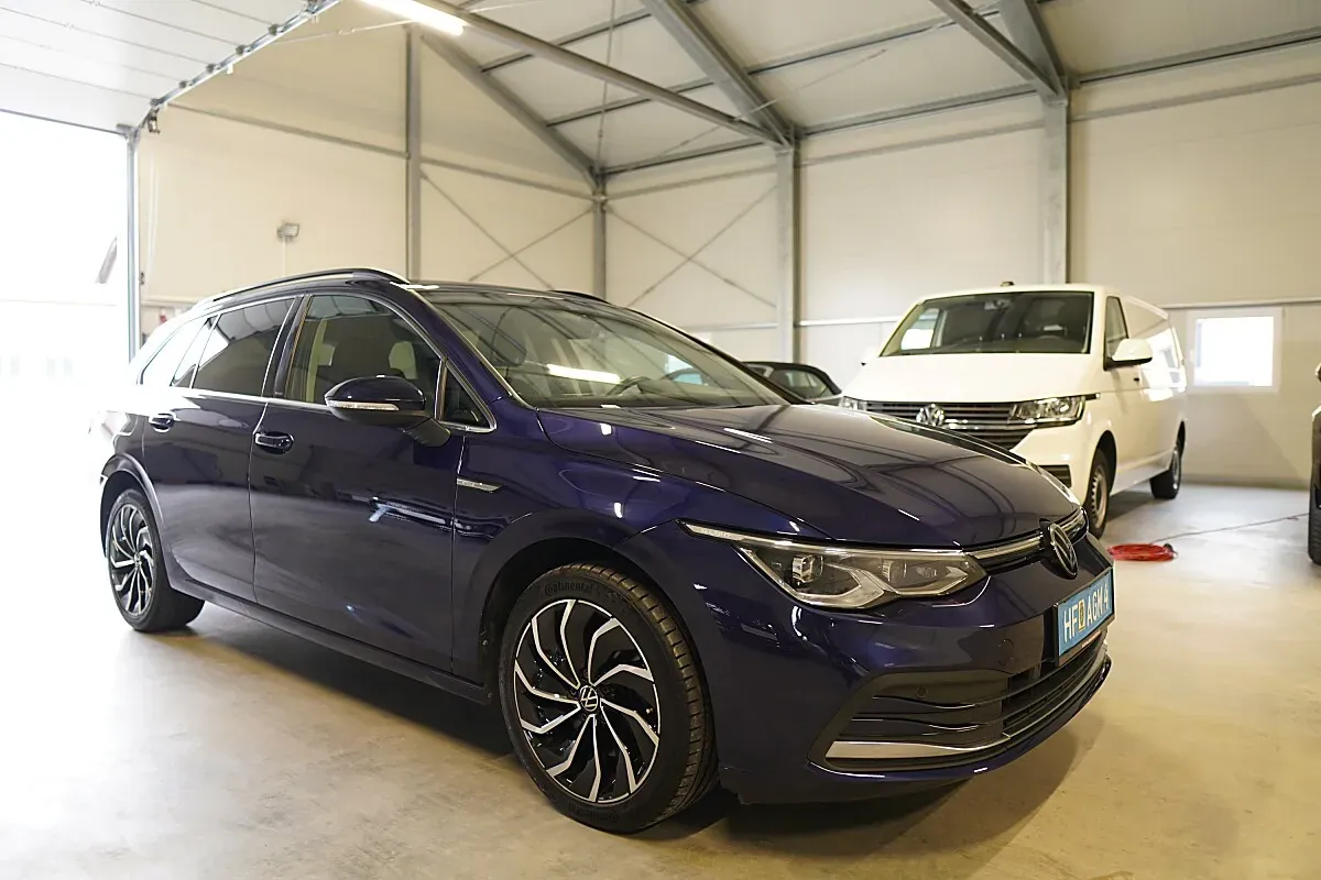 Volkswagen Golf 2022 photo 3