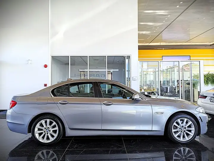 BMW 5 Series 2013 photo 4