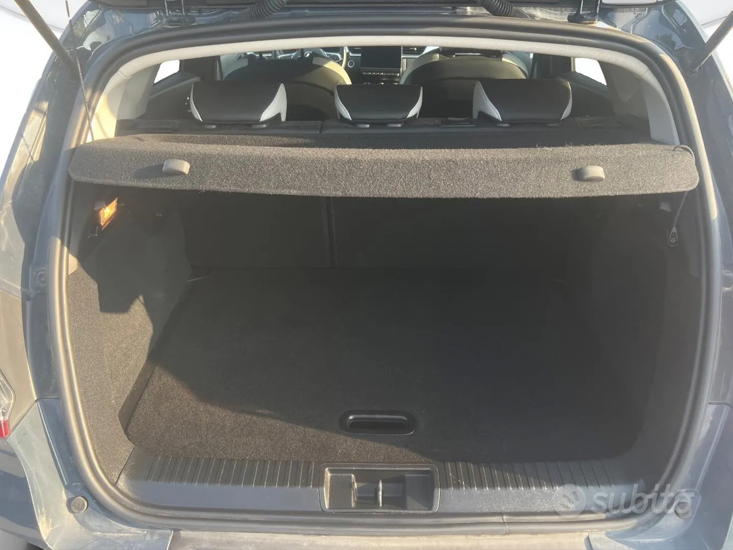 Renault Captur 2023 photo 4