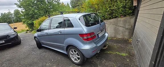 Mercedes-Benz B180 D 2008 photo 4