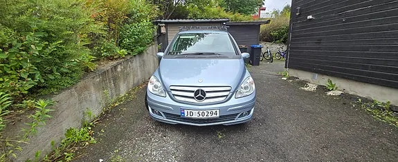 Mercedes-Benz B180 D 2008 photo 2