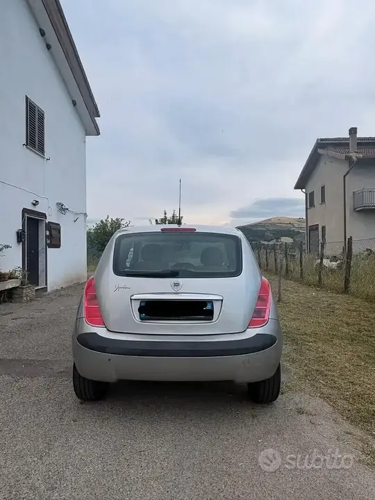 Lancia Ypsilon 2005 photo 4
