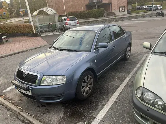 Skoda Superb 2005 photo 3