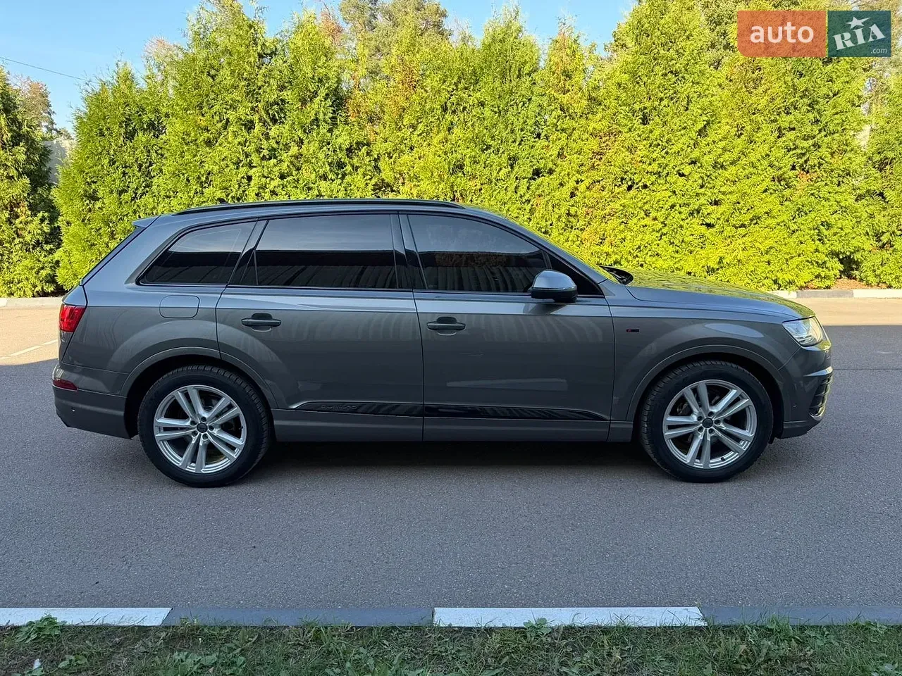 Audi Q7 2016 photo 4