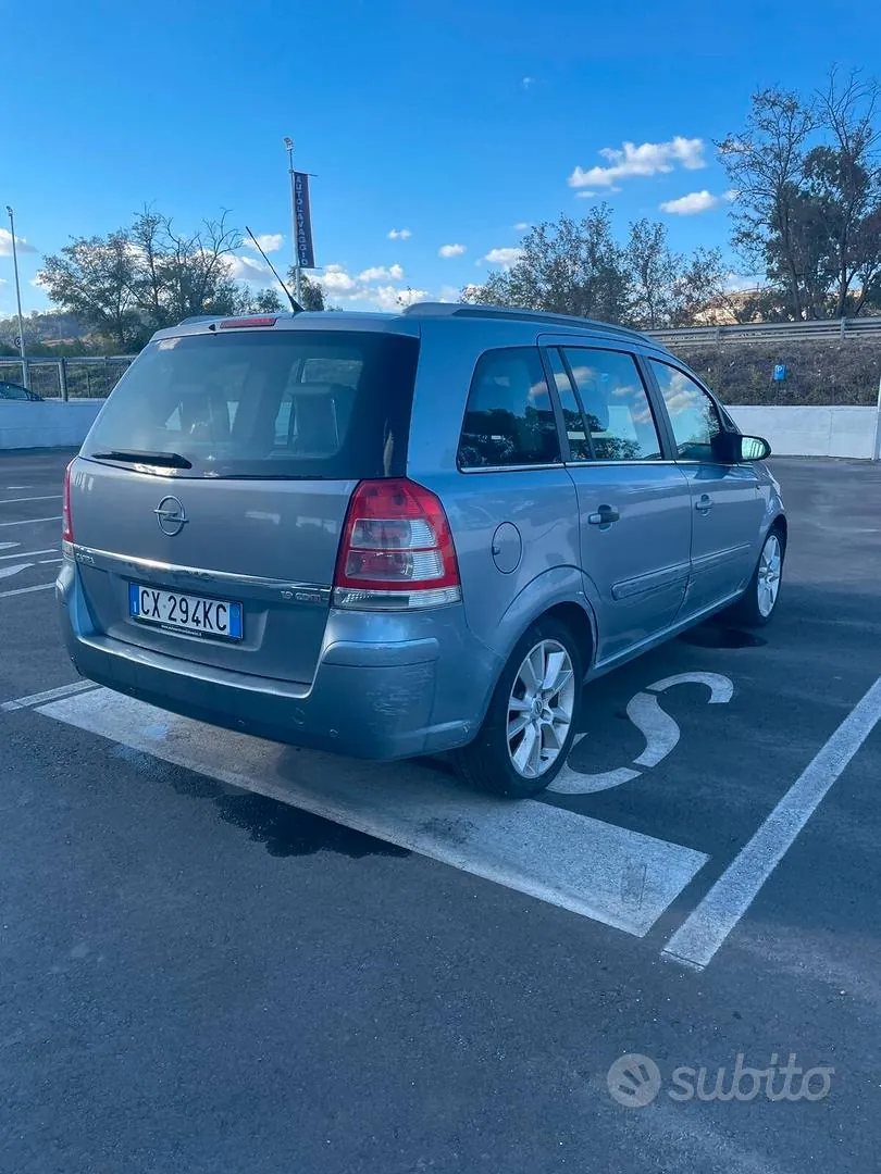 Opel Zafira 2005 photo 4