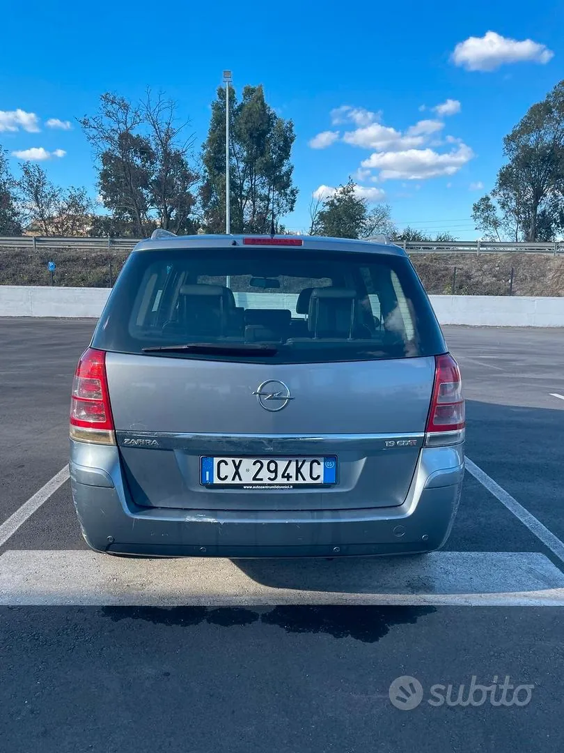 Opel Zafira 2005 photo 3