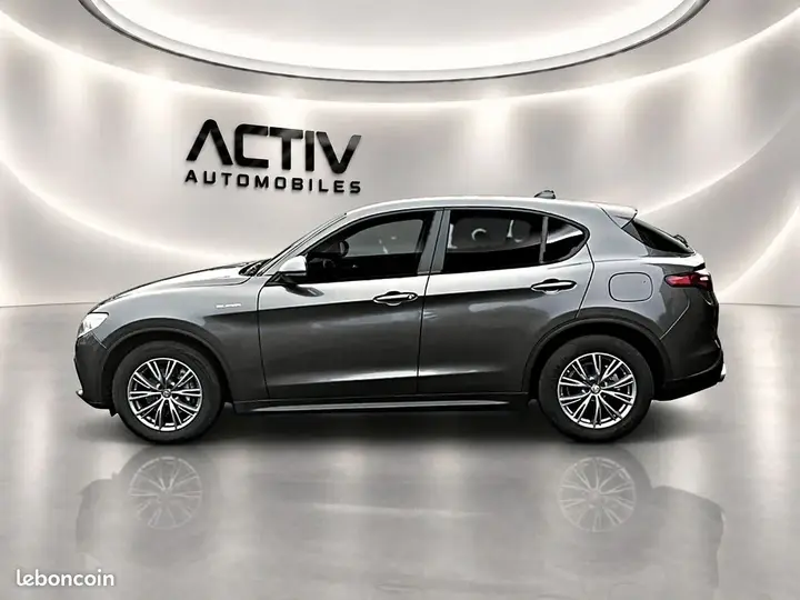 Alfa Romeo Stelvio 2021 photo 4