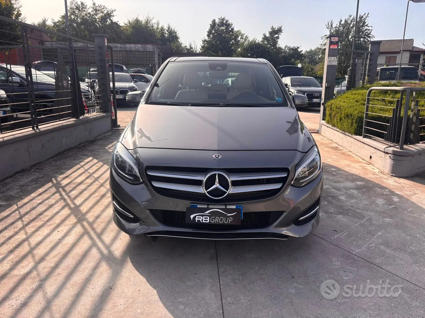 Mercedes-Benz B-Class 2017 photo 2