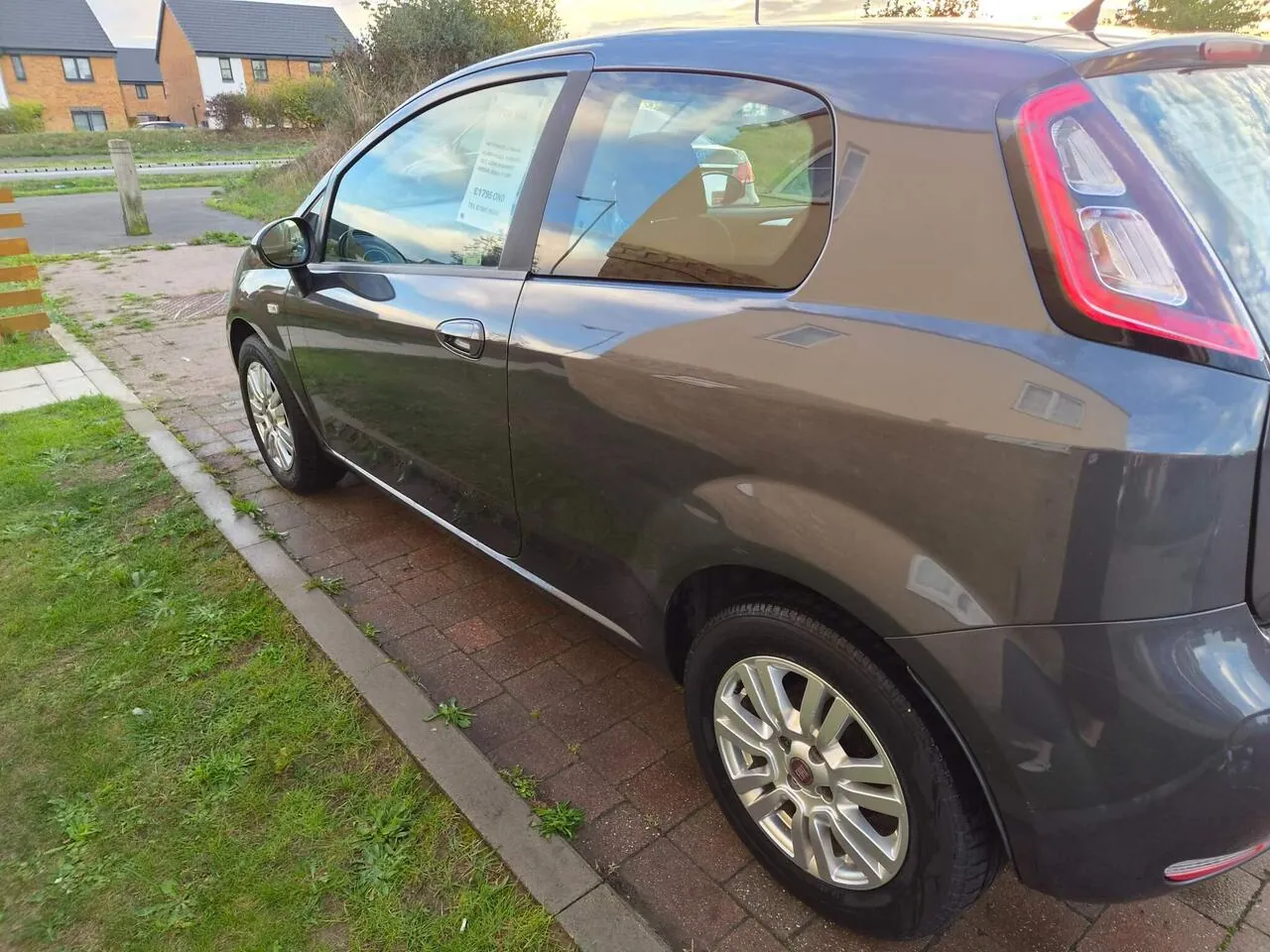 Fiat Punto 2014 photo 2