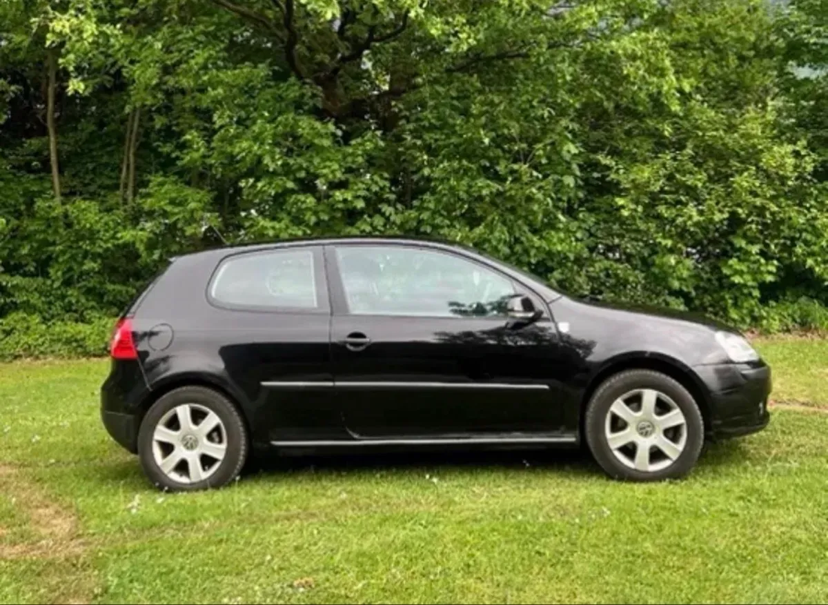 Volkswagen Golf 2005 photo 2