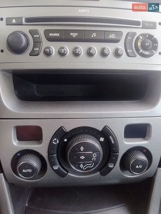 Peugeot 308 2009 photo 5