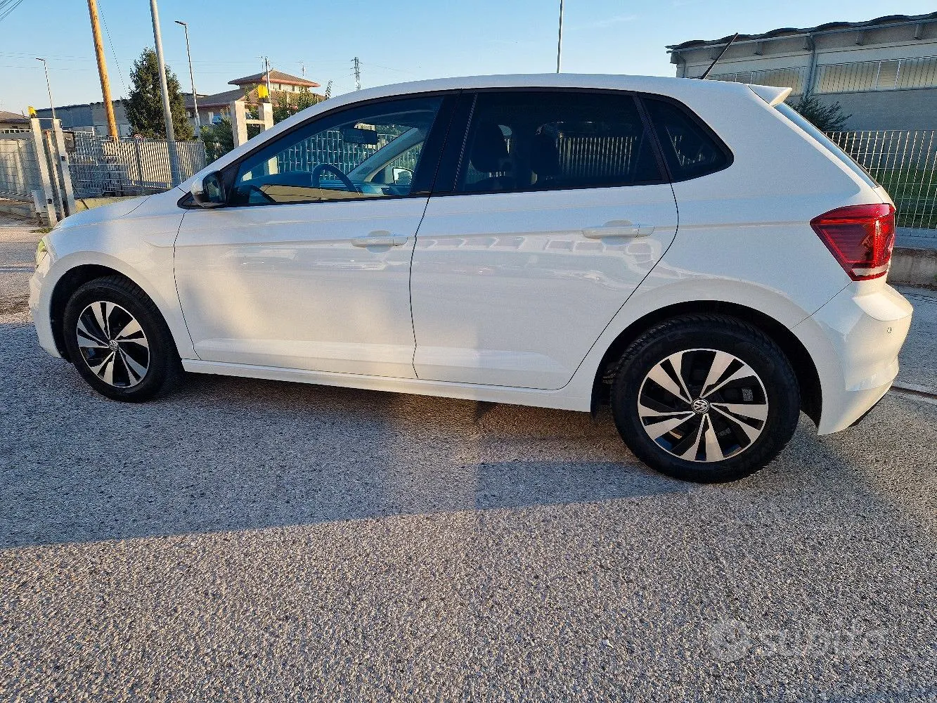 Volkswagen Polo 2019 photo 2