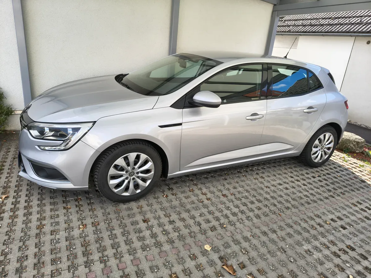 Renault Megane 2017 photo 3