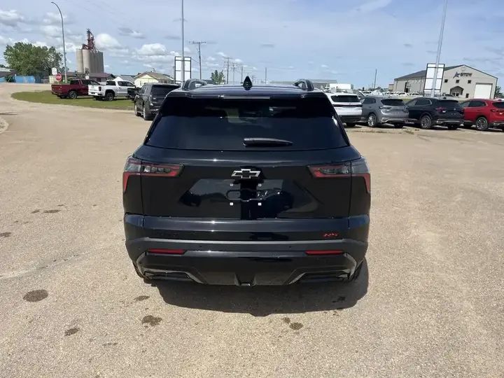 Chevrolet Equinox 2026 photo 4