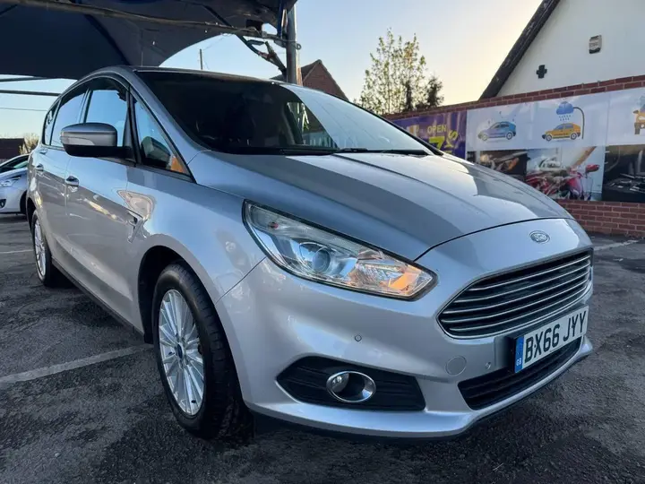 Ford S-Max 2016 photo 2