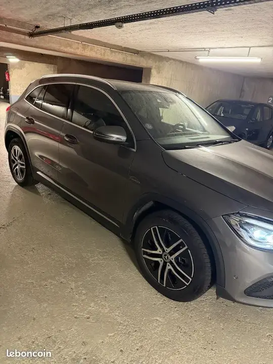 Mercedes-Benz Gla 2023 photo 2