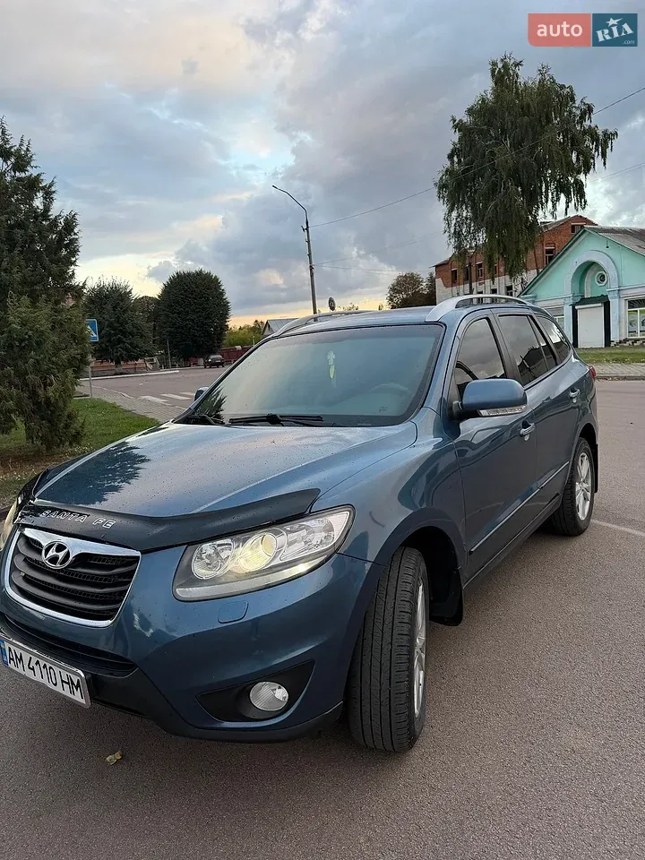 Hyundai Santa Fe 2011 photo 5