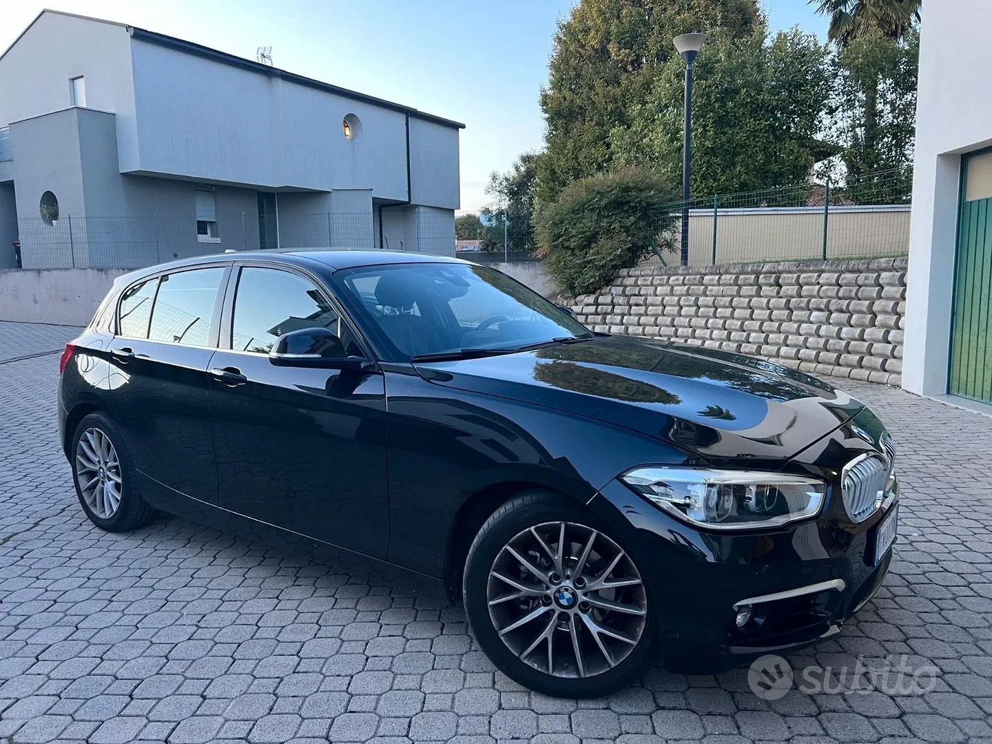 BMW 1 Series 2018 photo 2