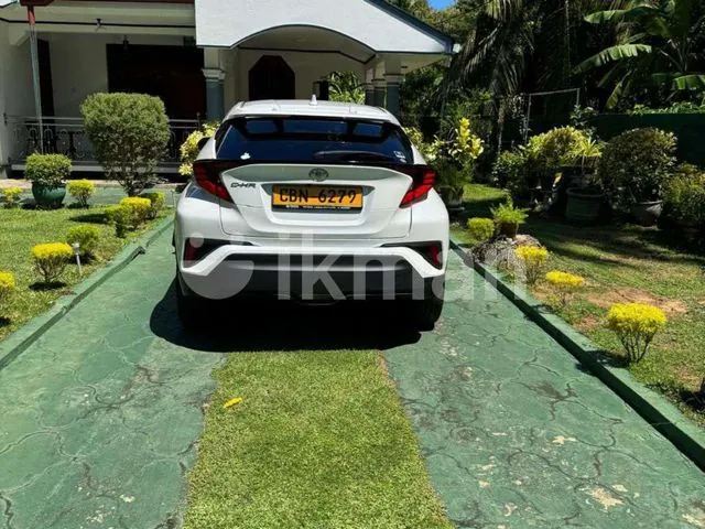 Toyota C-Hr 2023 photo 4
