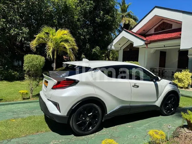 Toyota C-Hr 2023 photo 3