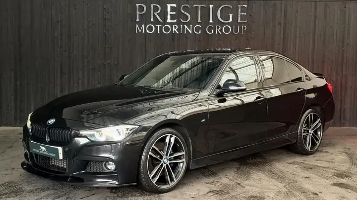BMW 3 Series 2018 photo 5