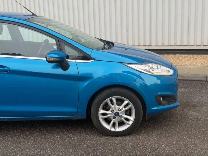 Ford Fiesta 2016 photo 4