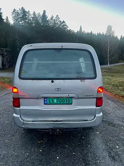 Toyota Hiace 2008 photo 3