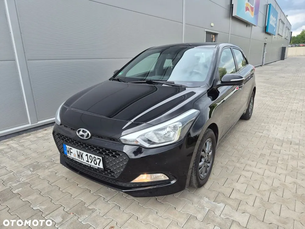 Hyundai I20 2017 photo 2