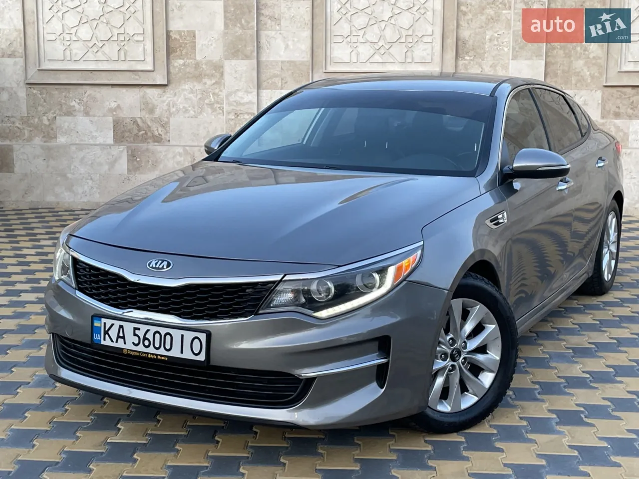 Kia Optima 2017 photo 2