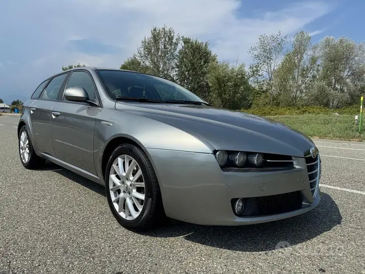 Alfa Romeo 159 2007 photo 2