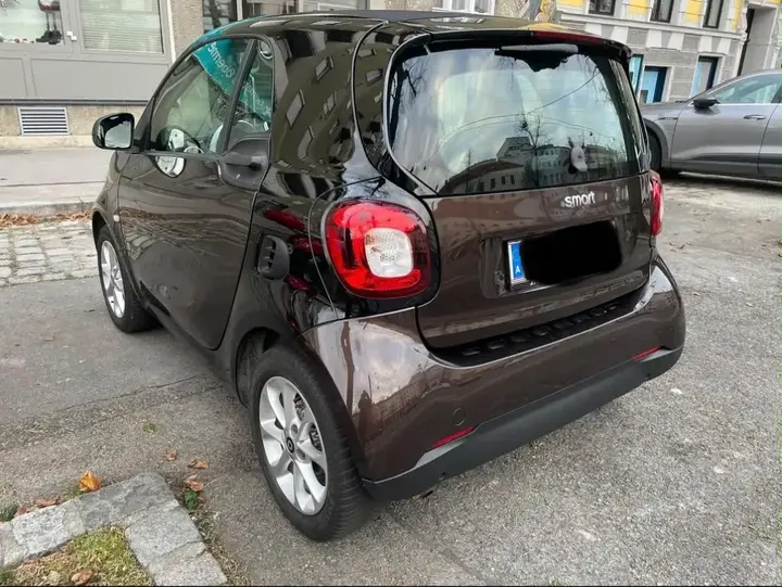 Smart Fortwo 2018 photo 2