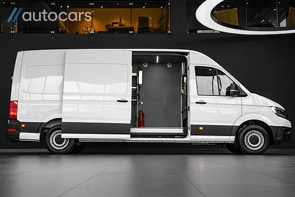 Volkswagen Crafter 2021 photo 2